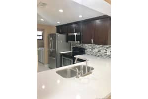 1001 Nw 124th Ave 1001 Pembroke Pines, FL 33026 - MLS#A11823499
