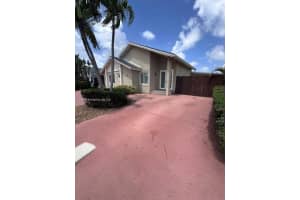 641 SW 99th Pl, Miami, FL 33174, Sold 08/08/25