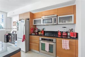 Vizcayne, 253 NE 2nd St APT 1108, Miami, FL 33132, - MLS#A11823528