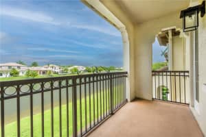 4375 Cascada Cir, Hollywood, FL 33024, Sold 08/15/25