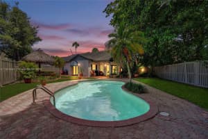 6653 Stratford Dr, Parkland, FL 33067, Sold 07/31/25