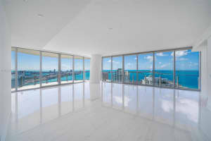 300 Biscayne Blvd Way 4301, Miami