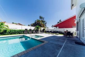203 SE 8th St, Dania Beach, FL 33004, Sold 08/19/25