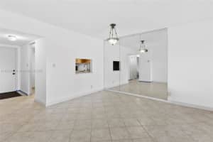 7887 Golf Cir Dr APT 203, Margate, FL 33063, - MLS#A11823741
