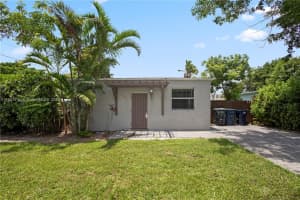 5900 Sw 62nd Ter, South Miami