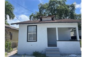 1800 Sw 3rd St #b, Miami