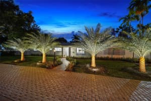 11530 Ne 7th Ave, Biscayne Park