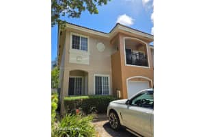 252 Se 2nd Ave Hallandale Beach, FL 33009 - MLS#A11823797