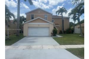 2660 Huron Way, Miramar
