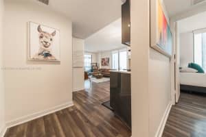 31 SE 6th St APT 408, Miami, FL 33131, Sold 09/15/25