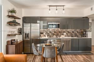 31 SE 6th St APT 408, Miami, FL 33131, Sold 09/15/25