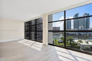 600 Parkview Dr APT 624, Hallandale Beach, FL 33009, - MLS#A11823854