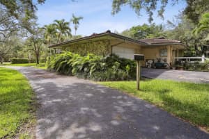 10920 Sw 68th Ave Rd Pinecrest, FL 33156 - MLS#A11823857