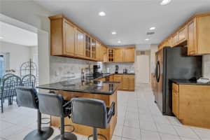 9921 Dominican Dr, Cutler Bay, FL 33189, Sold 07/31/25
