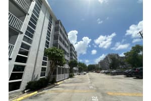 16851 NE 23rd Ave B101, North Miami Beach, FL 33160, - MLS#A11823879