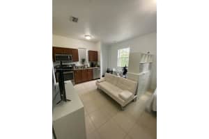 16934 Sw 92nd St Cir Studio, Miami