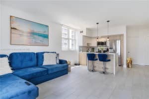 5085 NW 7th St APT 802, Miami, FL 33126, Sold 07/25/25