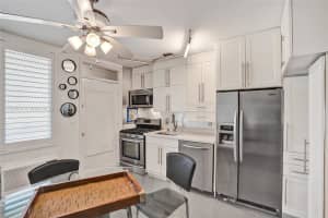 441 Collins Ave APT 4, Miami Beach, FL 33139, Sold 07/25/25