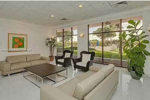 5700 Collins Ave APT 4N, Miami Beach, FL 33140, - MLS#A11824007