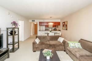 1200 Brickell Bay Dr APT 1518, Miami, FL 33131, - MLS#A11824017