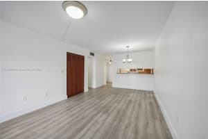 145 SW 30th Ct APT 108B, Miami, FL 33135, - MLS#A11824026