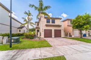 8878 Sw 229th St, Cutler Bay