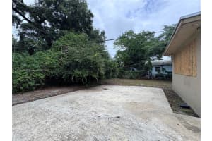 535 NE 162nd St, Miami, FL 33162, Sold 08/07/25