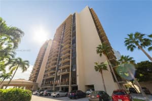 1450 Brickell Bay Dr 311, Miami