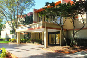 16475 Golf Club Rd 201, Weston