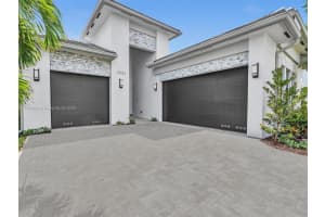 10032 Stockrun Dr, Palm Beach Gardens