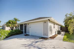 1441 SW Algardi Ln, Port Saint Lucie, FL 34953 Sold 04/23/26