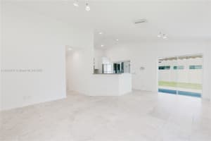 922 Falling Water Rd, Weston, FL 33326, - MLS#A11824457