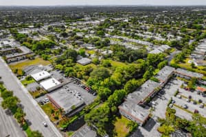6214 Edwards Rd, Margate, FL 33063 - MLS#A11824459