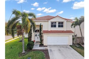7400 Viscaya Cir, Margate