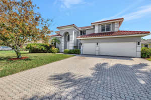 467 NW 120th Dr, Coral Springs, FL 33071, Sold 09/05/25