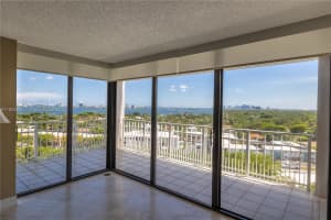 2000 Towerside Terrace APT 1112, Miami, FL 33138, - MLS#A11824540