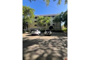 427 Santander Ave APT 204, Coral Gables, FL 33134, - MLS#A11824549