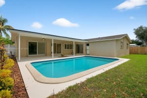 8850 Nw 3rd St Pembroke Pines, FL 33024 - MLS#A11824572