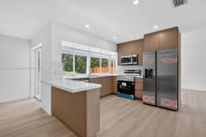 8850 Nw 3rd St Pembroke Pines, FL 33024 - MLS#A11824572