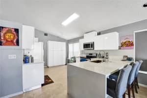 530 SW 182nd Way, Pembroke Pines, FL 33029, - MLS#A11824579