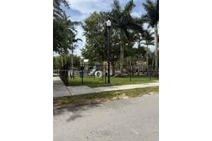 2317 SE 10th St 2317, Homestead, FL 33035 - MLS#A11824623