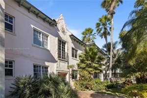 750 Pennsylvania Ave APT 3, Miami Beach, FL 33139, - MLS#A11824659
