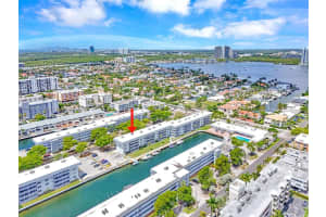 3551 Ne 169th St 312, North Miami Beach
