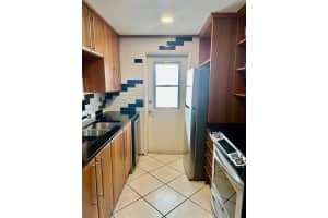 930 SE 9th Ave APT 11, Pompano Beach, FL 33060, - MLS#A11824794