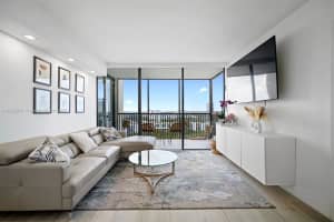 20301 W Country Club Dr APT 1822, Aventura, FL 33180, - MLS#A11824811
