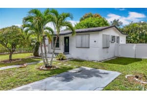 6464 McClellan St, Hollywood, FL 33024, - MLS#A11824824