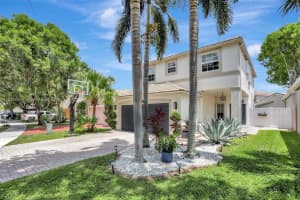 3846 Nw 62nd Ct, Coconut Creek