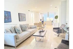 9772 NW 9th St, Miami, FL 33172, Sold 08/15/25