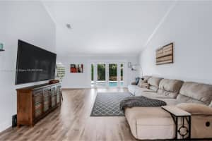 15904 W Wind Cir, Sunrise, FL 33326, Sold 08/05/25