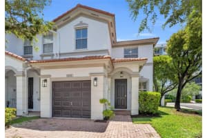8081 Nw 107th Ct, Doral